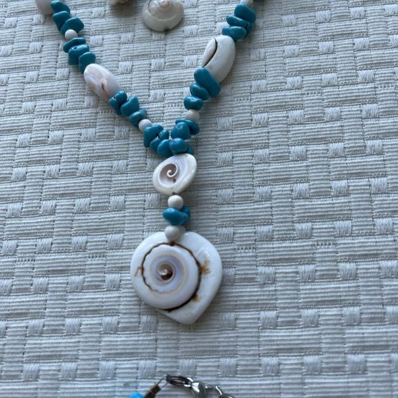 Turquoise Blue and White 3 piece Jewelry Set - Picture 5 of 6